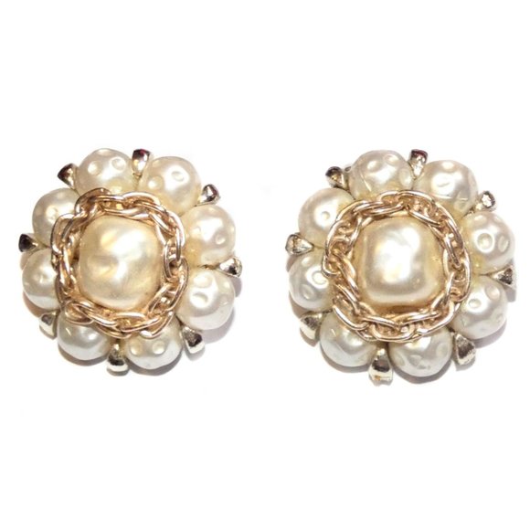 Jewelry - Vintage Faux Pearl Gold Tone Cluster Earrings